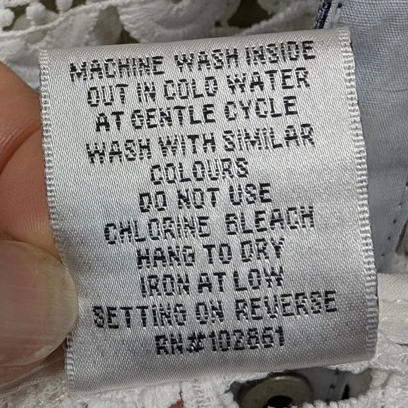 Dor Dor Couture Denim Crochet Silver Stud Accent Long Pocket Vest Large - Picture 6 of 7